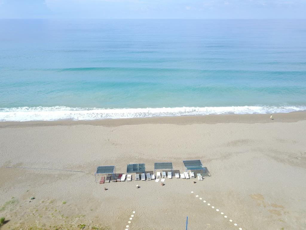 Mavi Cennet Camping Caravan Kizilot Luaran gambar